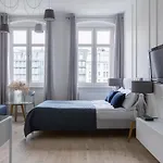 Homewell Center Apartment *
